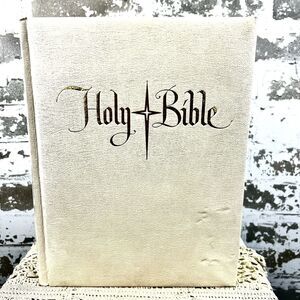 Vtg Holy Bible Large Family Size 1960’s King James‎ Version Wear 11”X8.5”